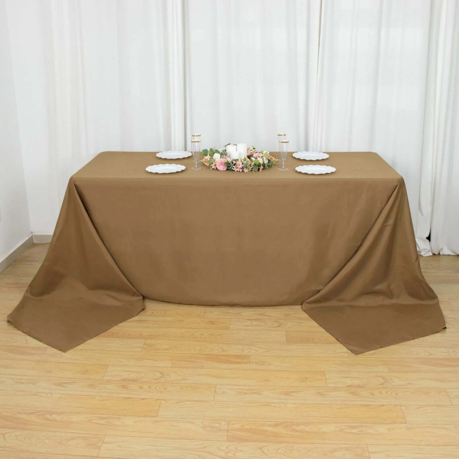 Exclusive Seamless Wrinkle-Resistant Taupe Polyester Tablecloth 90x156