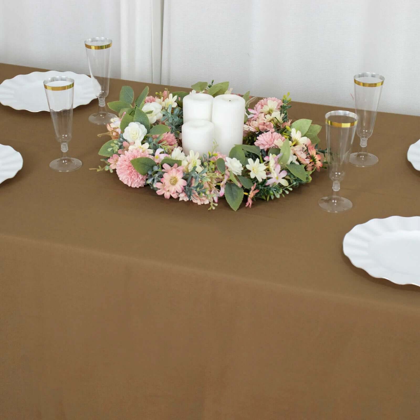 Exclusive Seamless Wrinkle-Resistant Taupe Polyester Tablecloth 90x156